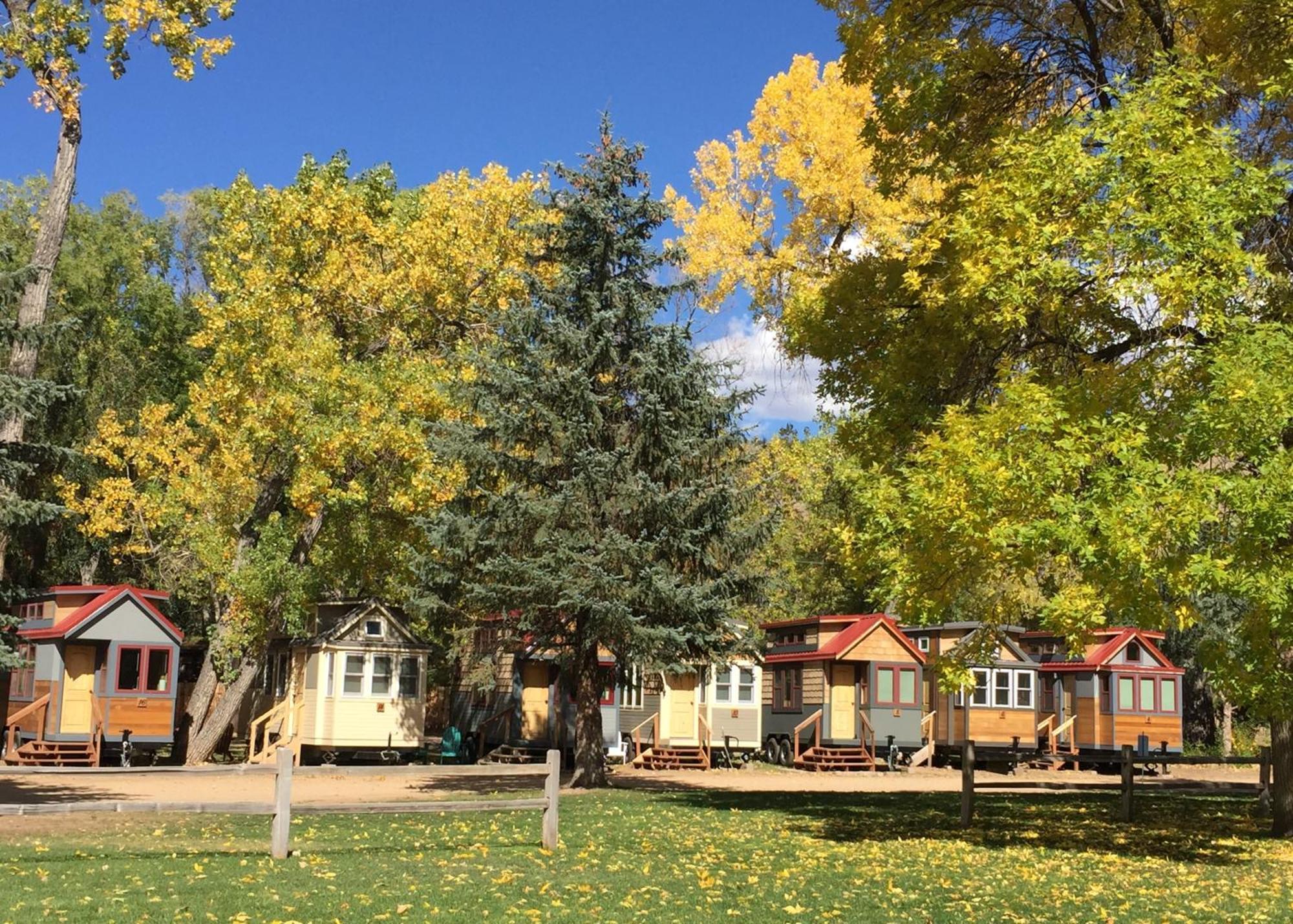 Weecasa Tiny Home Resort Lyons Exterior photo